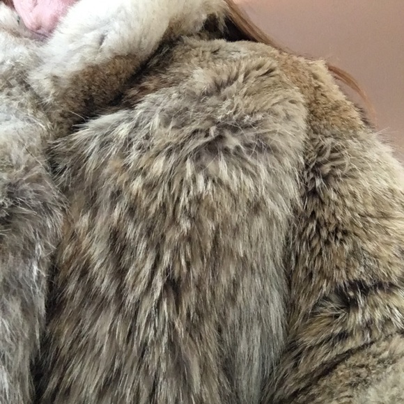 Coyote fur coat - Picture 5 of 14